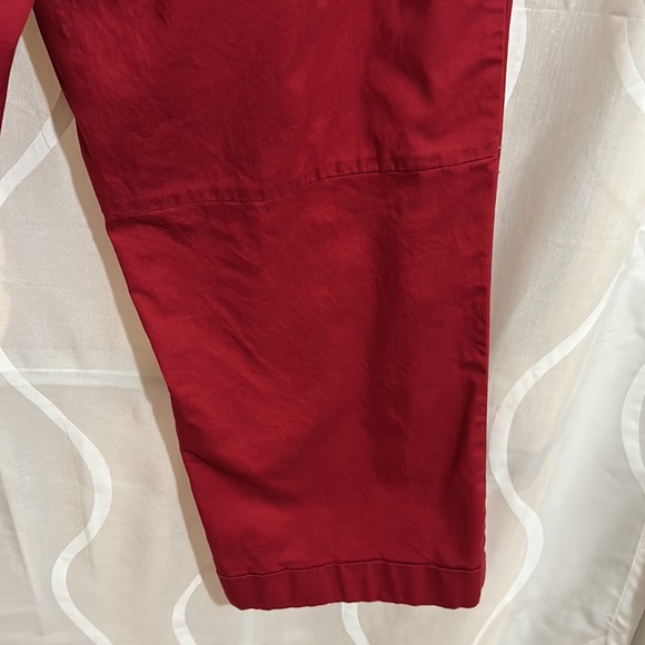 Emma James, Red Cropped Stretch Pants, Size 14 - Picture 5 of 6